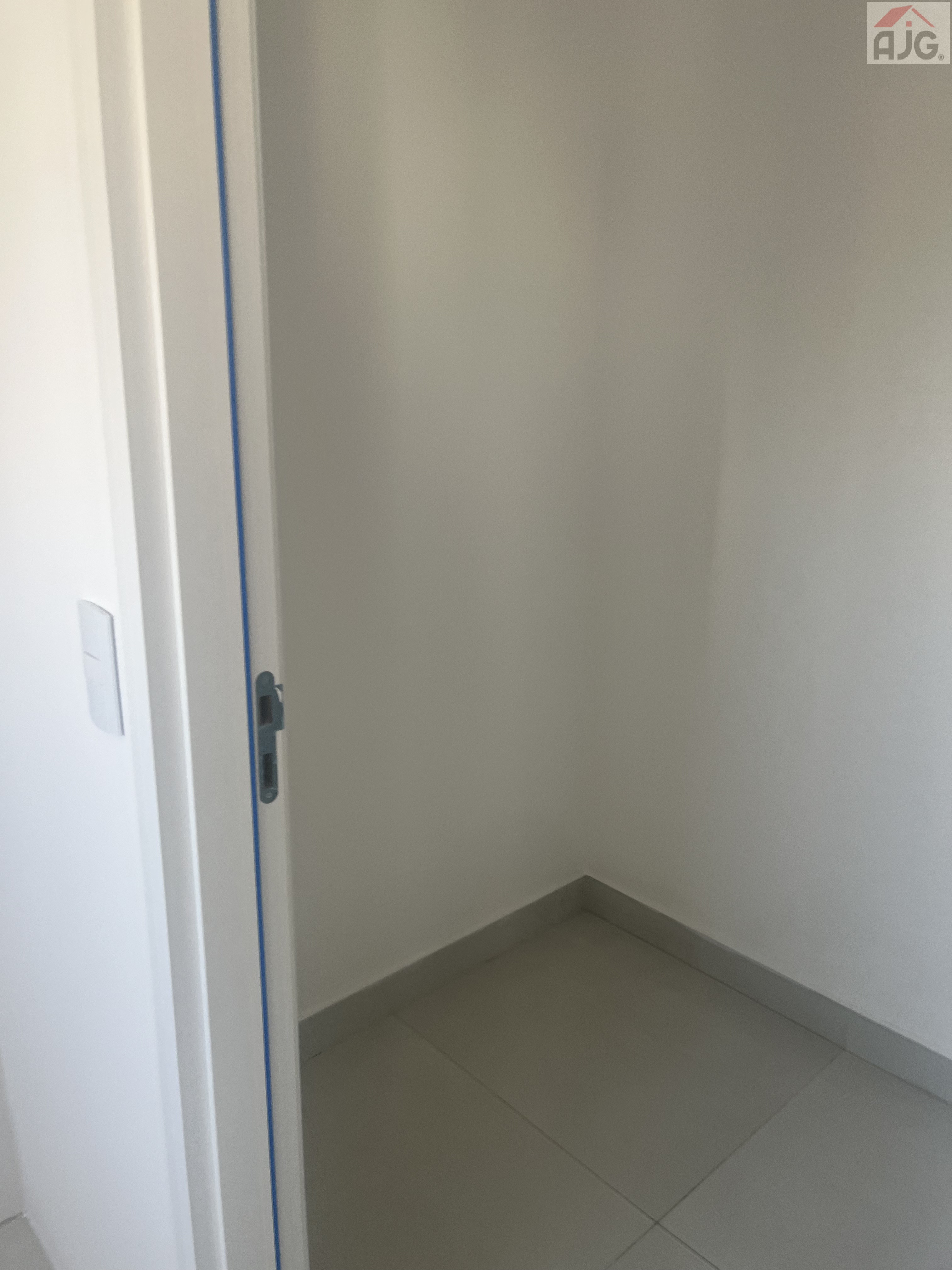 APTO A VENDA DE 117m2 - CAMBUÍ 6