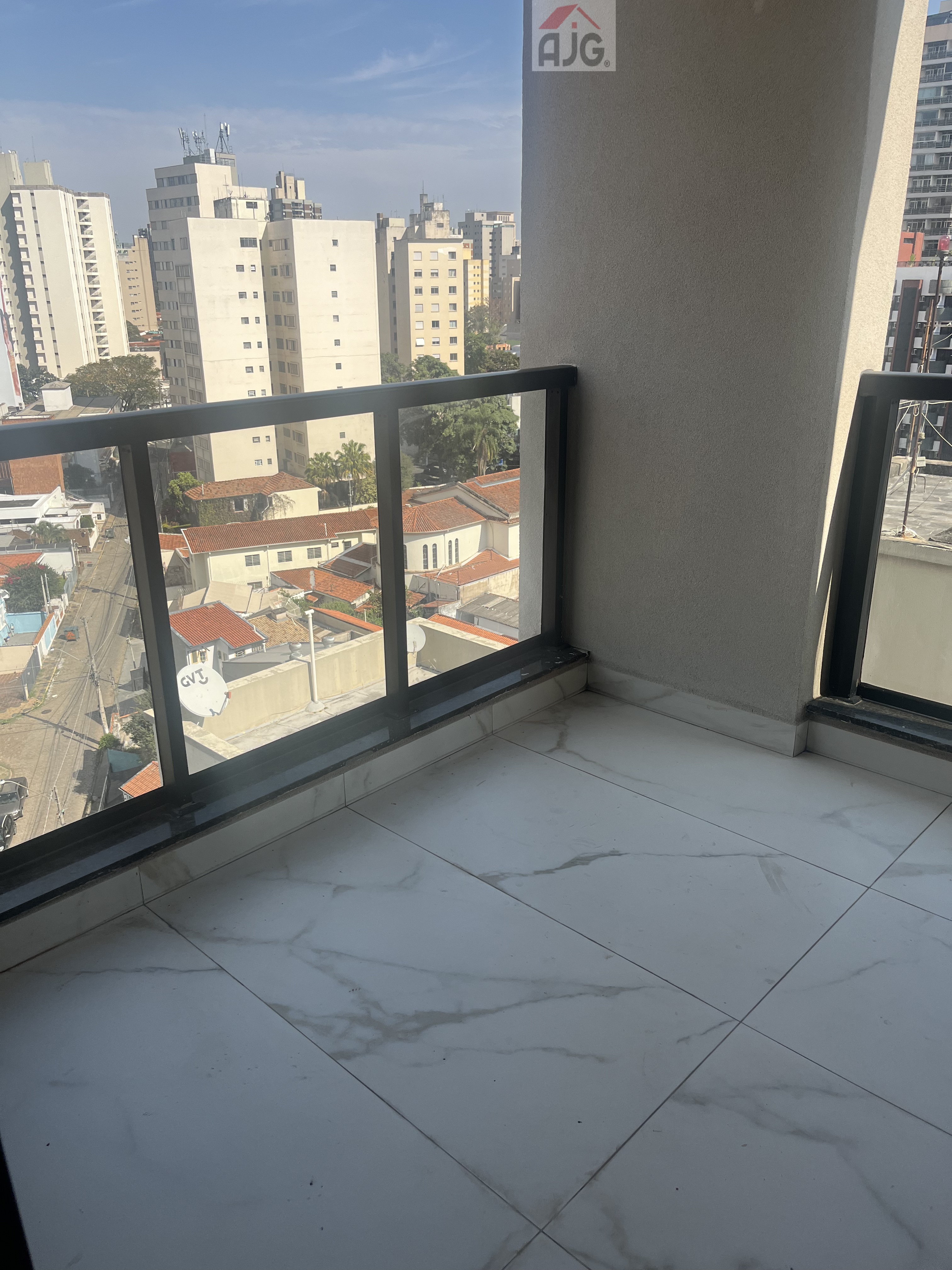 APTO A VENDA DE 117m2 - CAMBUÍ 10