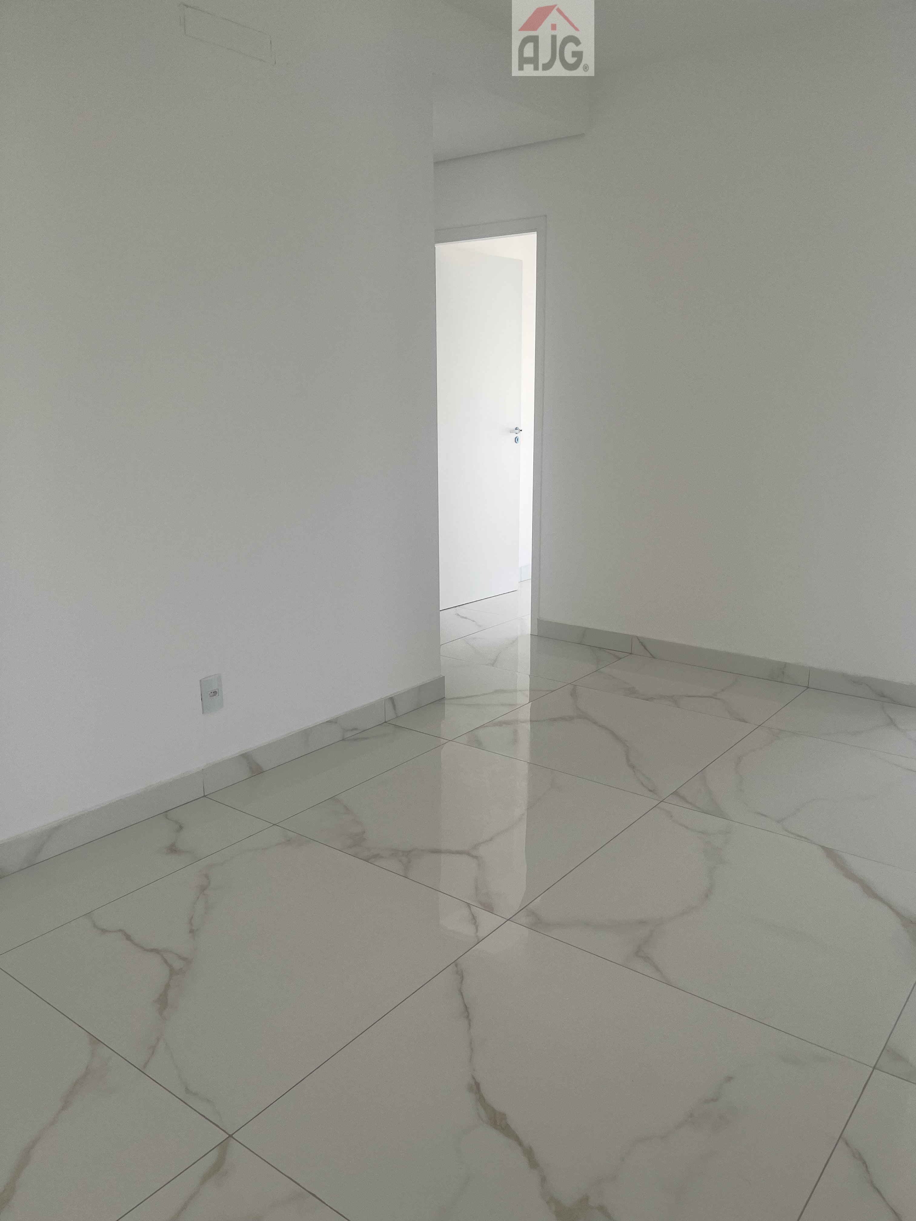 APTO A VENDA DE 117m2 - CAMBUÍ 19