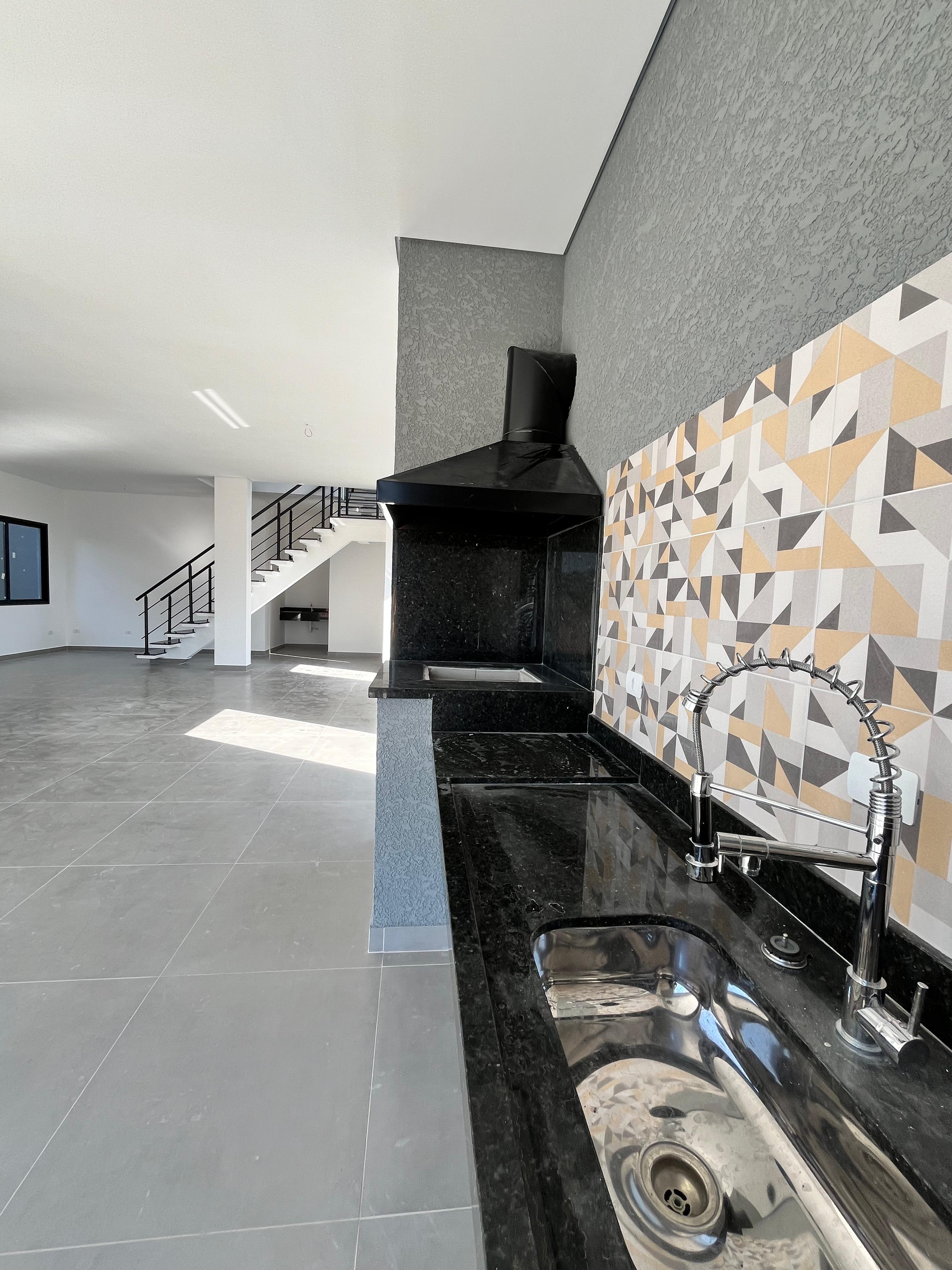 CASA LINDA E MODERNA 4