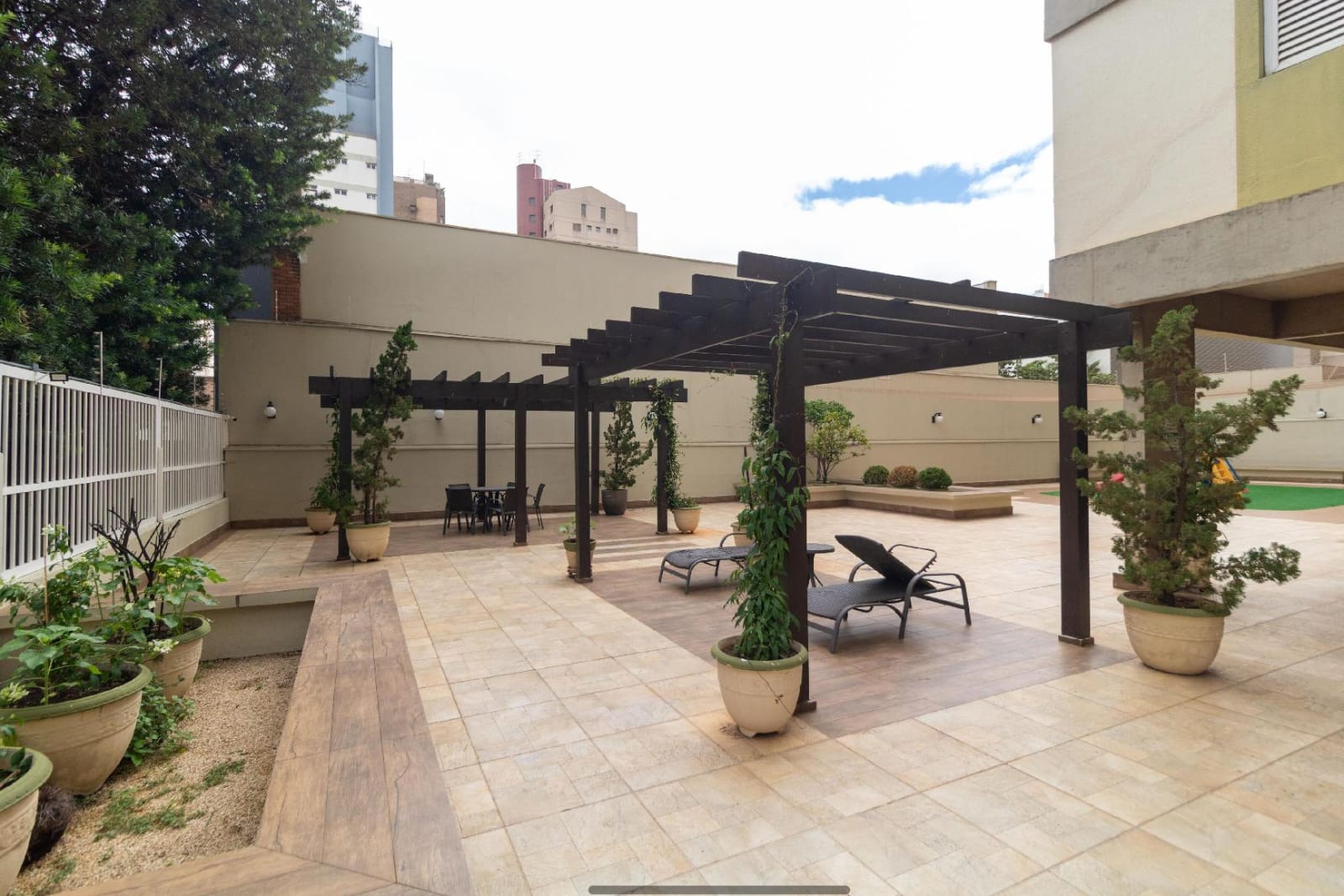 EDIFÍCIO MALIBU - APTO DE 85M2 22