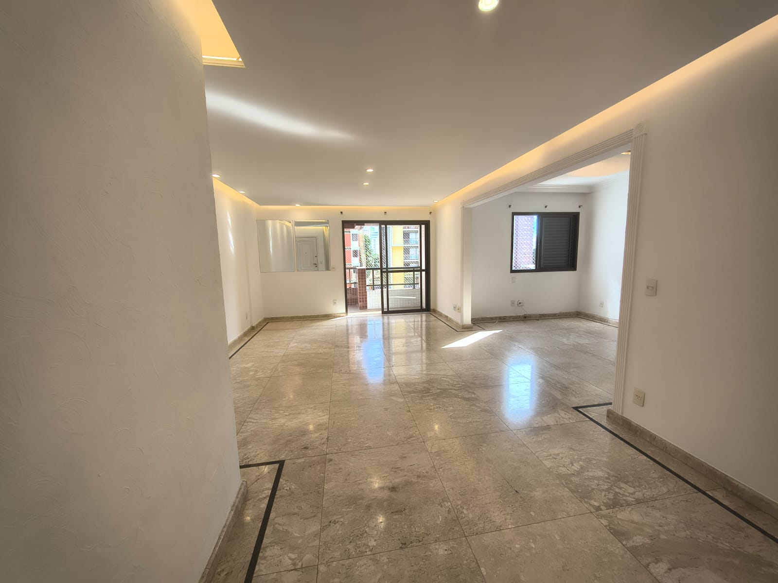MAISON D' ARGENT 9