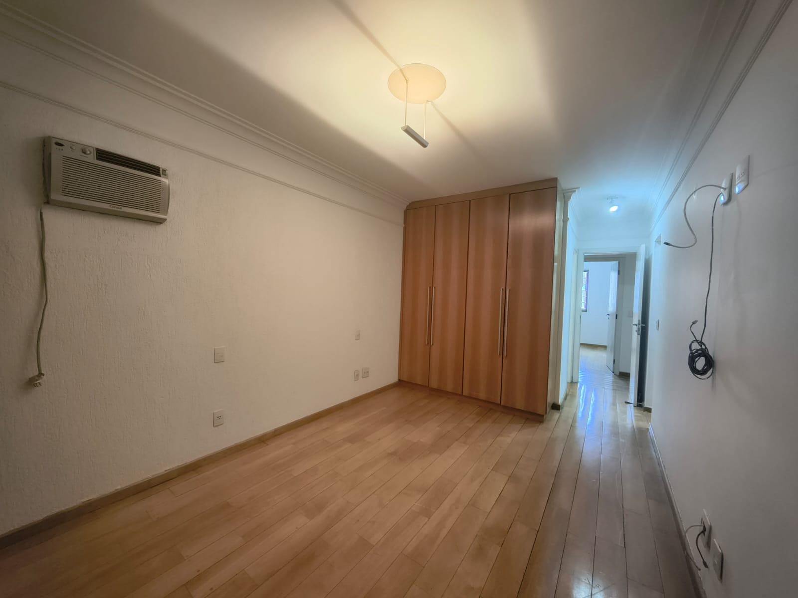 MAISON D' ARGENT 28