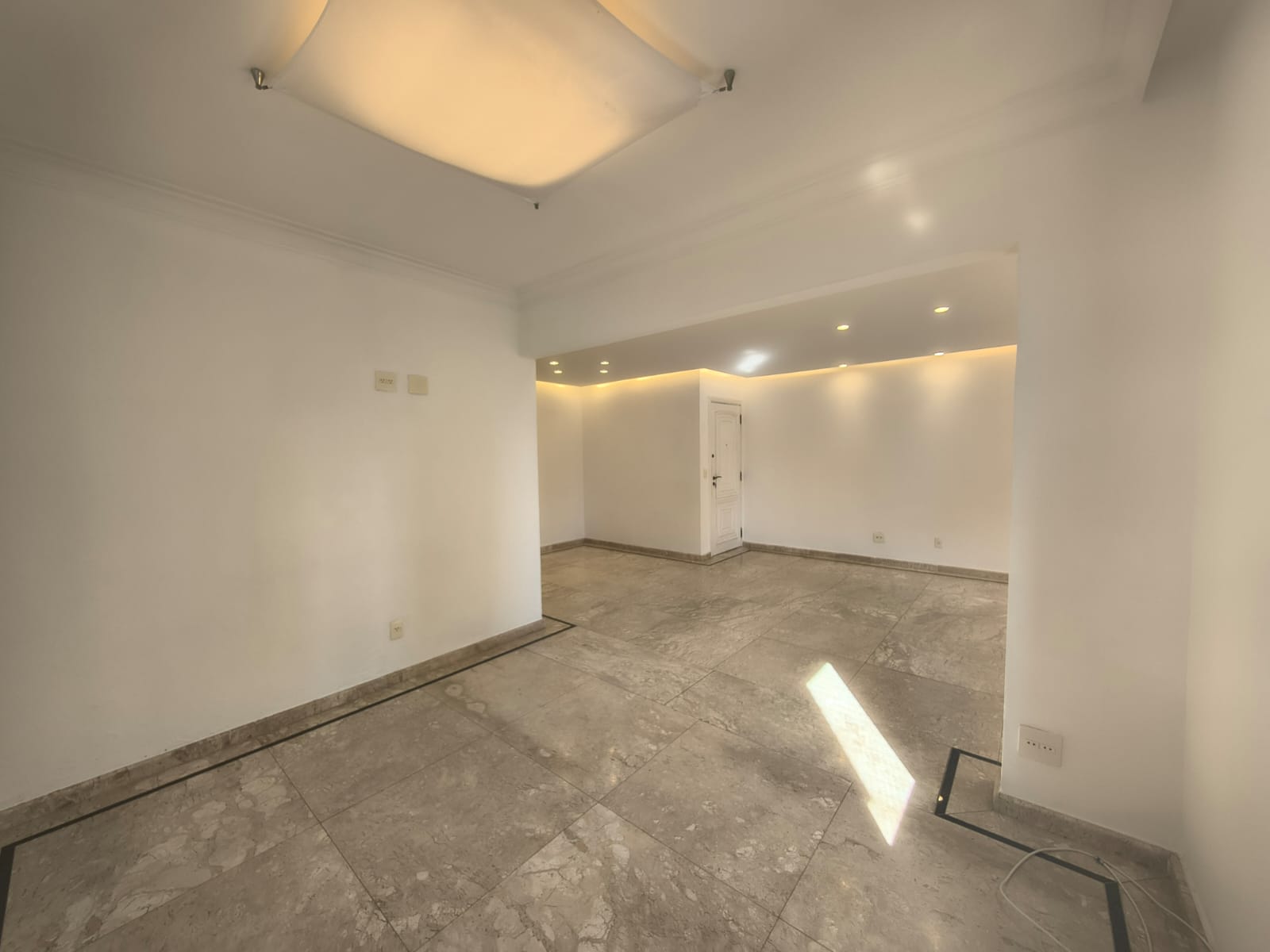 MAISON D' ARGENT 32